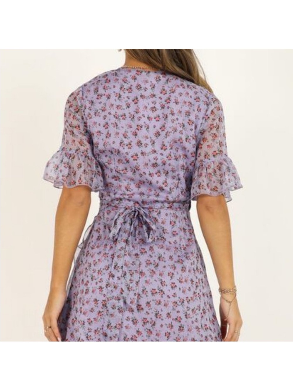 💜Showpo Girl Unknown Wrap Mini Dress • Lavender Floral - Picture 5 of 9